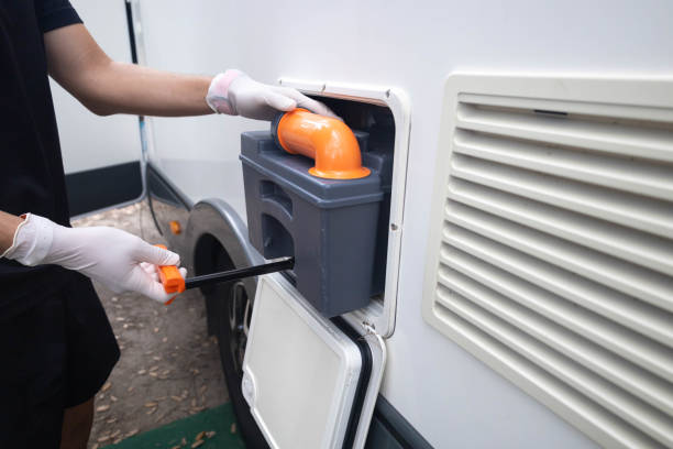 Professional porta potty rental in Redwater, TX